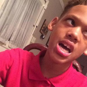 Meet your Posher, Devin